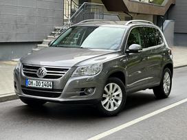 Volkswagen Tiguan, 2.0 l., off-road / crossover