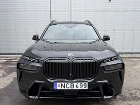 BMW X7, 3.0 l., off-road / crossover