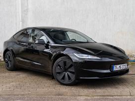 Tesla Model 3, 82 kWh, hatchback