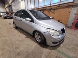 Mercedes-benz B klasė dalimis. 2026 10 15