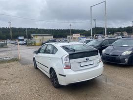 Toyota Prius, 1.8 l., hatchback