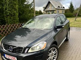 Volvo XC60, 2.0 l., off-road / crossover