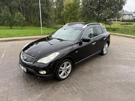 Infiniti EX30, 3.0 l., off-road / crossover