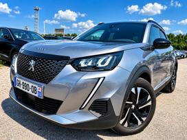 Peugeot 2008, 1.2 l., off-road / crossover