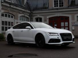 Audi S7, Седан