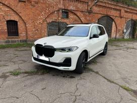 BMW X7, 3.0 l., off-road / crossover