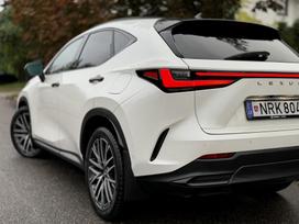 Lexus NX 450h+, 2.5 l., Внедорожник / Кроссовер