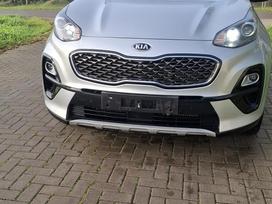 Kia Sportage, 2.0 l., off-road / crossover