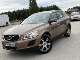 Volvo XC60, 2.4 l., off-road / crossover
