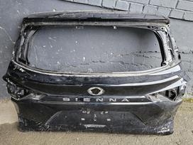 Toyota Sienna for parts. Darbo laikas 8 00 20 00 be poilsio dienų galime pri