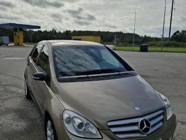 Mercedes-benz B180, 2.0 l., hečbekas