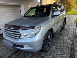 Toyota Land Cruiser, 4.5 l., visurgājējs / krosovers