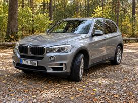 BMW X5, 3.0 l., off-road / crossover