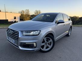 Audi Q7 e-tron, 3.0 l., off-road / crossover