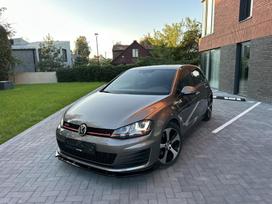 Volkswagen Golf, 2.0 l., hečbekas