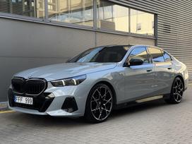 BMW 520, 2.0 l., saloon / sedan