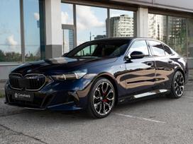 BMW i5, 84 кВт·ч, Седан