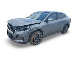 BMW X2 dalimis