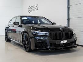 BMW 750, 4.4 l., saloon / sedan