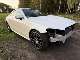 Mercedes-Benz E300, 2.0 l., Купе (coupe)