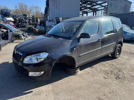 Skoda Roomster dalimis