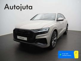 Audi Q8, 3.0 l., off-road / crossover