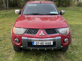 Mitsubishi L200, Внедорожник / Кроссовер