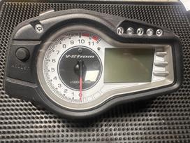 Suzuki DL (V-Strom), touring / sport touring