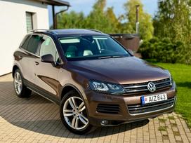 Volkswagen Touareg, 4.1 l., off-road / crossover