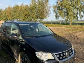 Volkswagen Touran, 2.0 l., Минивэн