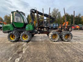 John Deere 810 E, forwarders