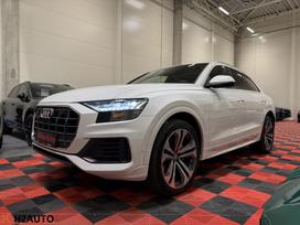 Audi Q8, 3.0 l., off-road / crossover