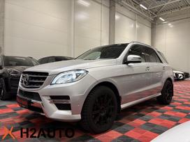 Mercedes-Benz ML400, 3.0 l., Внедорожник / Кроссовер