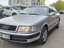 Audi 100, 2.3 l., Седан