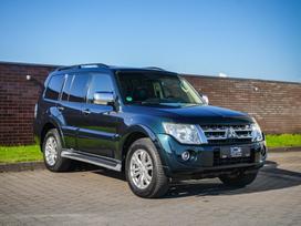Mitsubishi Pajero, 3.2 l., Внедорожник / Кроссовер