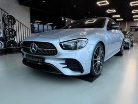 Mercedes-Benz E220, 2.0 l., Седан