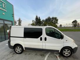 Renault Trafic, 2.0 l., Грузовые микроавтобусы