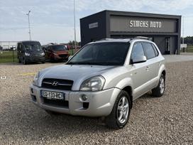 Hyundai Tucson, 2.0 l., off-road / crossover