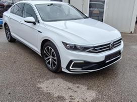 Volkswagen Passat, 1.4 l., sedanas