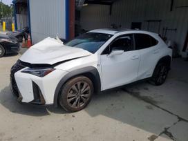 Lexus UX 250h, 2.0 l., off-road / crossover