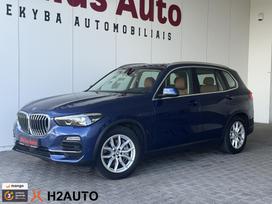 BMW X5, 3.0 l., off-road / crossover