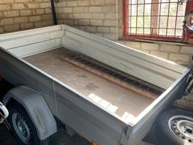 Tauras, passenger car trailers