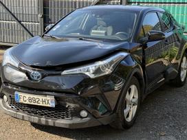 Toyota C-HR, 1.8 l., off-road / crossover