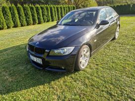 BMW 320, 2.0 l., saloon / sedan