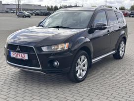 Mitsubishi Outlander, 2.0 l., off-road / crossover