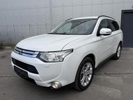 Mitsubishi Outlander, 2.3 l., Внедорожник / Кроссовер