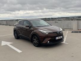 Toyota C-HR, 1.8 l., off-road / crossover