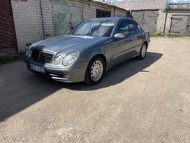 Mercedes-Benz E270, 2.7 l., Седан