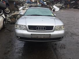 Audi A4 dalimis