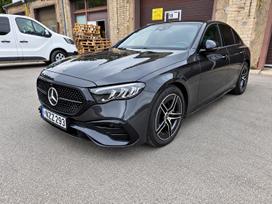 Mercedes-Benz E200, 2.0 l., sedanas